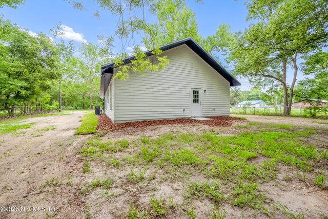 907 N THOMPSON Street, Starke, FL 32091