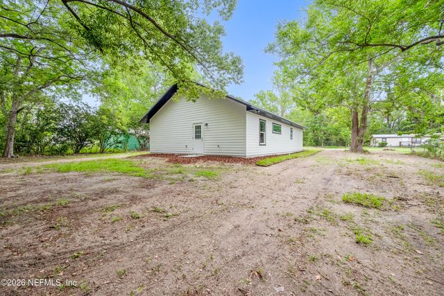 907 N THOMPSON Street, Starke, FL 32091