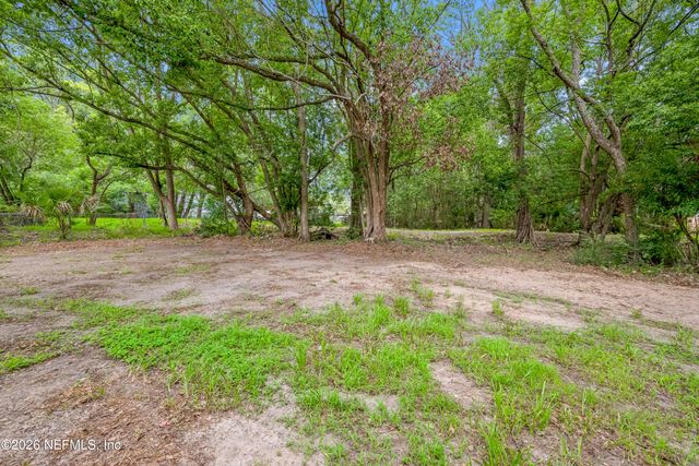 907 N THOMPSON Street, Starke, FL 32091