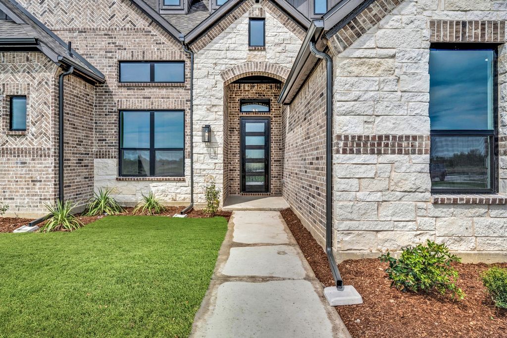 2050 Wilson Street, Howe, TX 75459