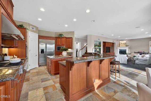 5352 Plata Rosa Court, Camarillo, CA 93012