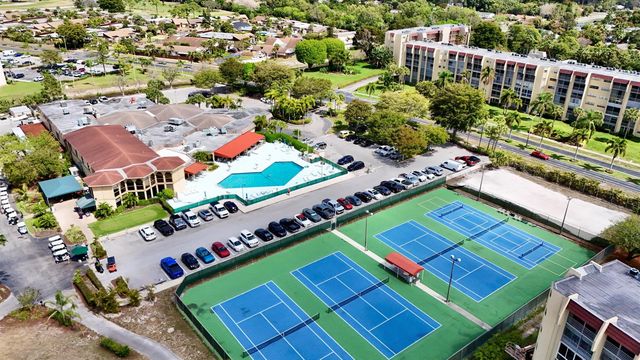 6698 10th Avenue N 106, Lake Worth, FL 33467