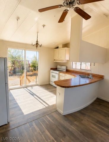 3310 Z Street, Pahrump, NV 89048