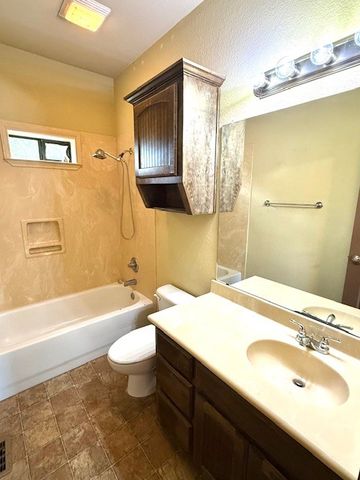 2410 S 2nd Street 1162, Waco, TX 76706