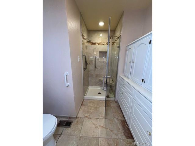 4 Shetland Ct, Highlands Ranch, CO 80130