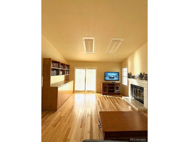 4 Shetland Ct, Highlands Ranch, CO 80130