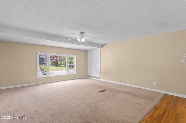 404 Dogwood Lane, Jacksonville, NC 28540