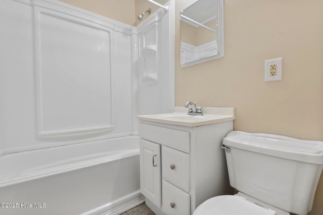 404 Dogwood Lane, Jacksonville, NC 28540