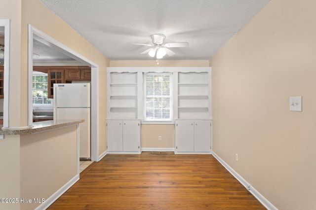 404 Dogwood Lane, Jacksonville, NC 28540