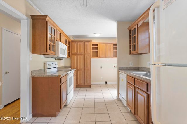 404 Dogwood Lane, Jacksonville, NC 28540