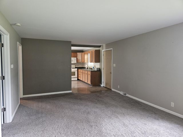 5447 W 500 N, La Porte, IN 46350
