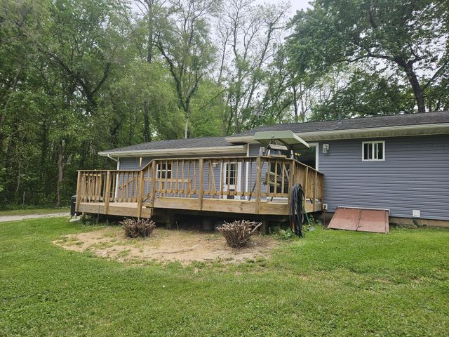 5447 W 500 N, La Porte, IN 46350