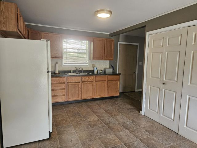 5447 W 500 N, La Porte, IN 46350