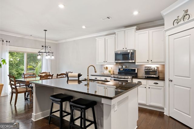 357 Woodridge Pass, Canton, GA 30114