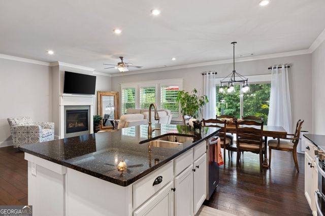 357 Woodridge Pass, Canton, GA 30114