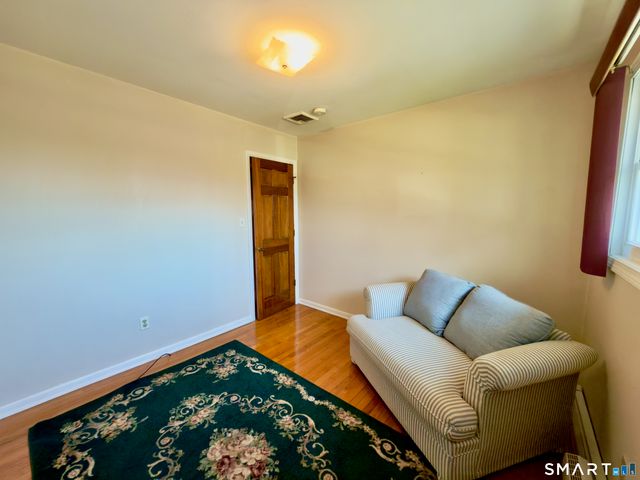 25 Greenfield Avenue, Waterbury, CT 06708