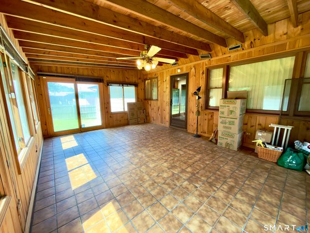 25 Greenfield Avenue, Waterbury, CT 06708