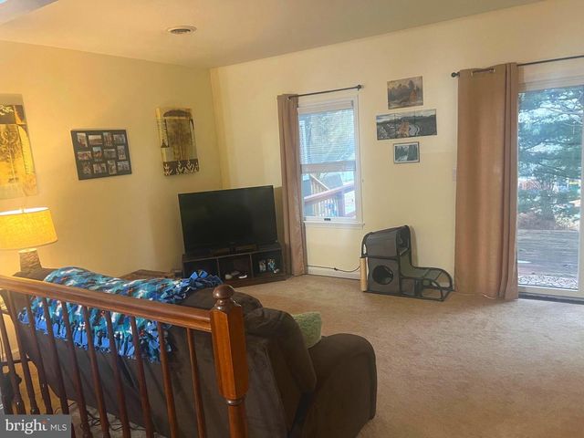 335 VALLEY VIEW DRIVE, Waynesboro, PA 17268