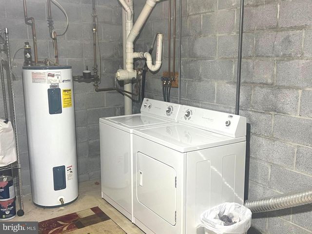 335 VALLEY VIEW DRIVE, Waynesboro, PA 17268