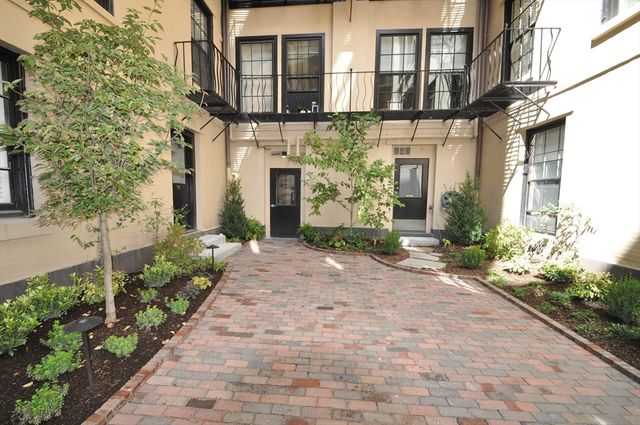 70 Mt Vernon 3A, Boston, MA 02108