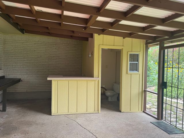 153 Trillium Ln, Castle Hills, TX 78213