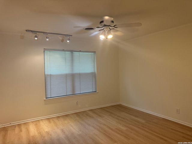 153 Trillium Ln, Castle Hills, TX 78213