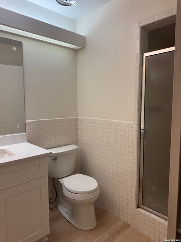 153 Trillium Ln, Castle Hills, TX 78213