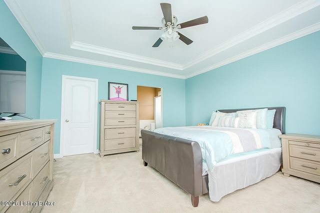 9921 Creek View Estates Dr, Louisville, KY 40291