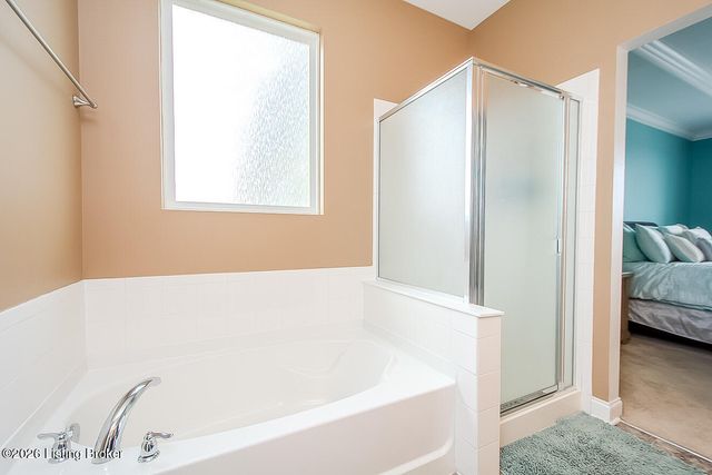 9921 Creek View Estates Dr, Louisville, KY 40291