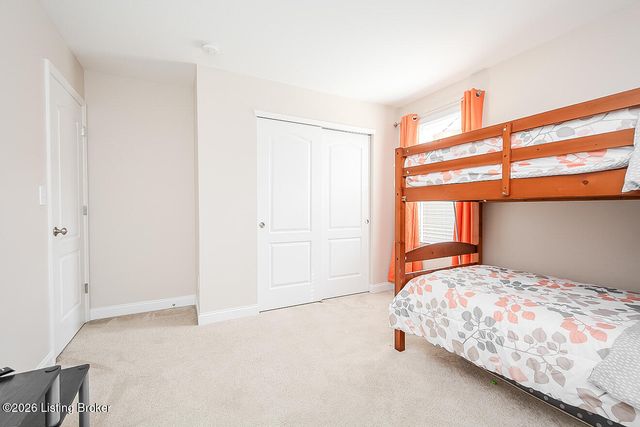 9921 Creek View Estates Dr, Louisville, KY 40291