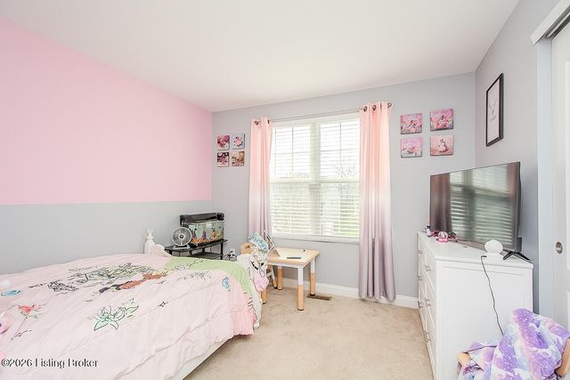 9921 Creek View Estates Dr, Louisville, KY 40291