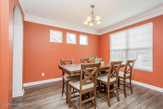 9921 Creek View Estates Dr, Louisville, KY 40291