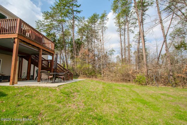 9921 Creek View Estates Dr, Louisville, KY 40291