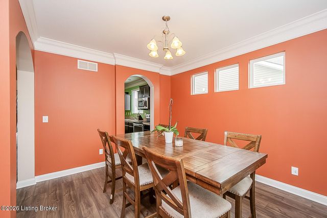 9921 Creek View Estates Dr, Louisville, KY 40291