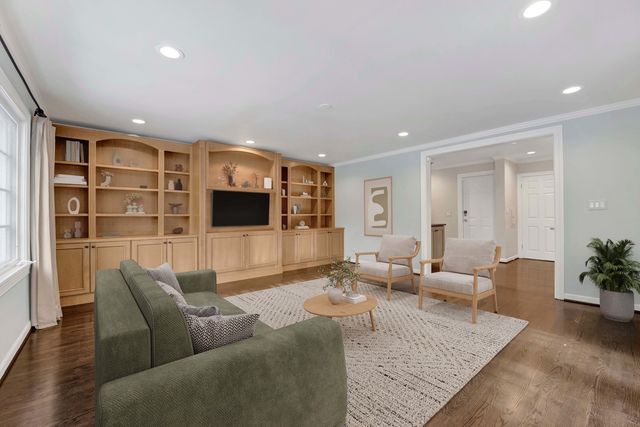 312 Rosewood Avenue, Winnetka, IL 60093