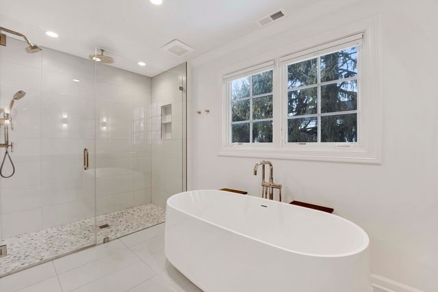 312 Rosewood Avenue, Winnetka, IL 60093