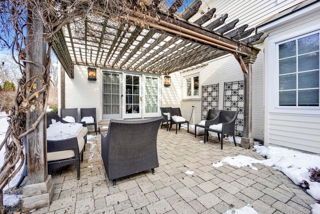 312 Rosewood Avenue, Winnetka, IL 60093