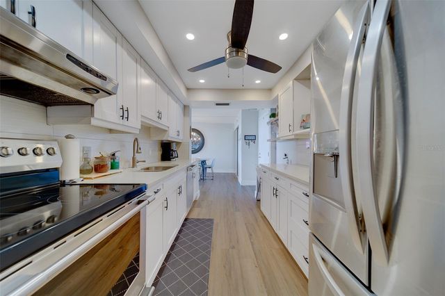 255 DOLPHIN POINT 802, Clearwater Beach, FL 33767