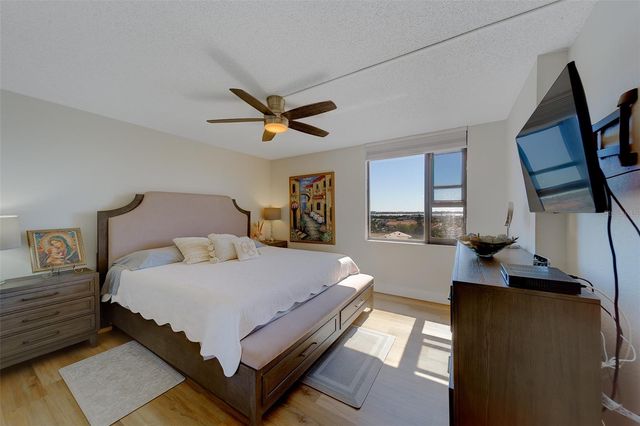 255 DOLPHIN POINT 802, Clearwater Beach, FL 33767