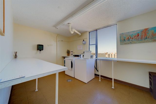 255 DOLPHIN POINT 802, Clearwater Beach, FL 33767