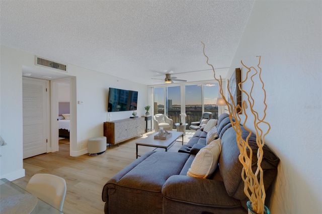 255 DOLPHIN POINT 802, Clearwater Beach, FL 33767