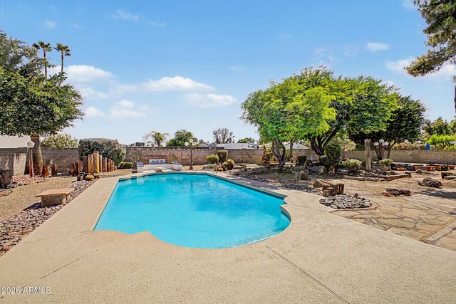5539 E SWEETWATER Avenue, Scottsdale, AZ 85254