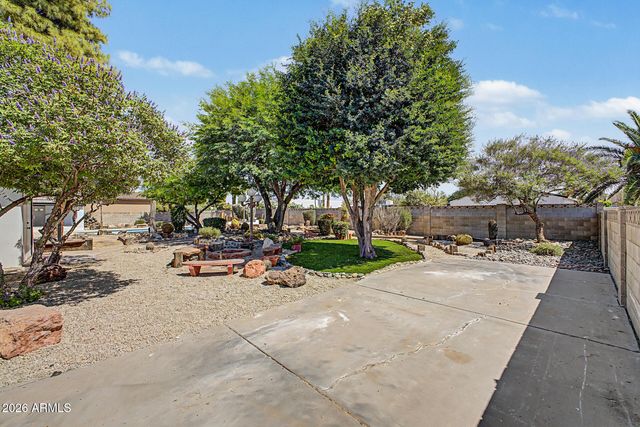 5539 E SWEETWATER Avenue, Scottsdale, AZ 85254