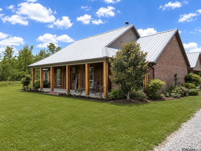 19663 N Joor Rd, Zachary, LA 70791