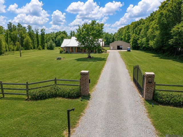 19663 N Joor Rd, Zachary, LA 70791