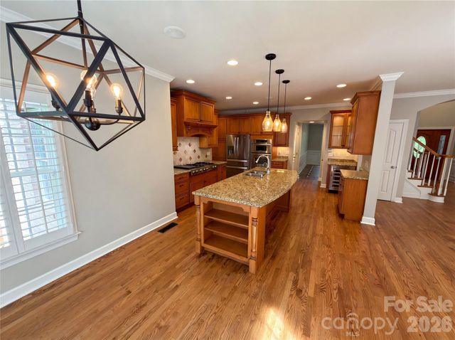 612 Carver Pond Lane, Waxhaw, NC 28173