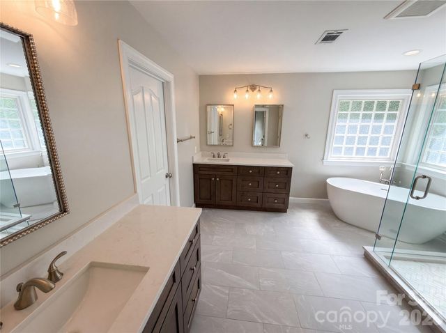 612 Carver Pond Lane, Waxhaw, NC 28173