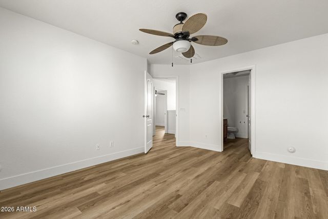 7007 W MERCER Lane, Peoria, AZ 85345