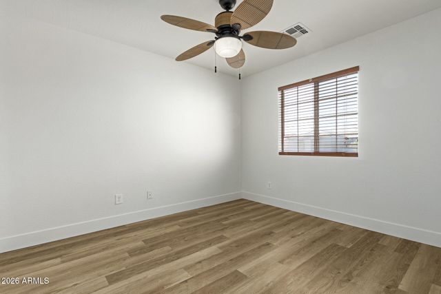 7007 W MERCER Lane, Peoria, AZ 85345