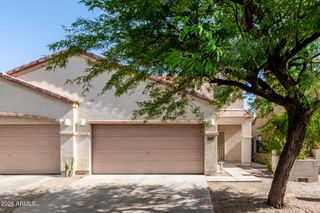 7007 W MERCER Lane, Peoria, AZ 85345